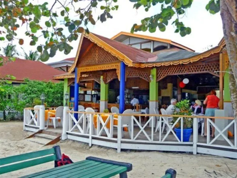 Merrils Beach Resort I Negril Hotel