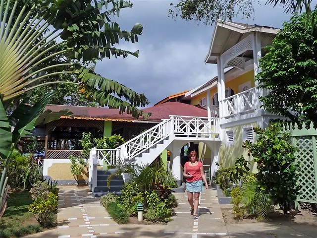 Merrils Beach Resort I Negril Hotel